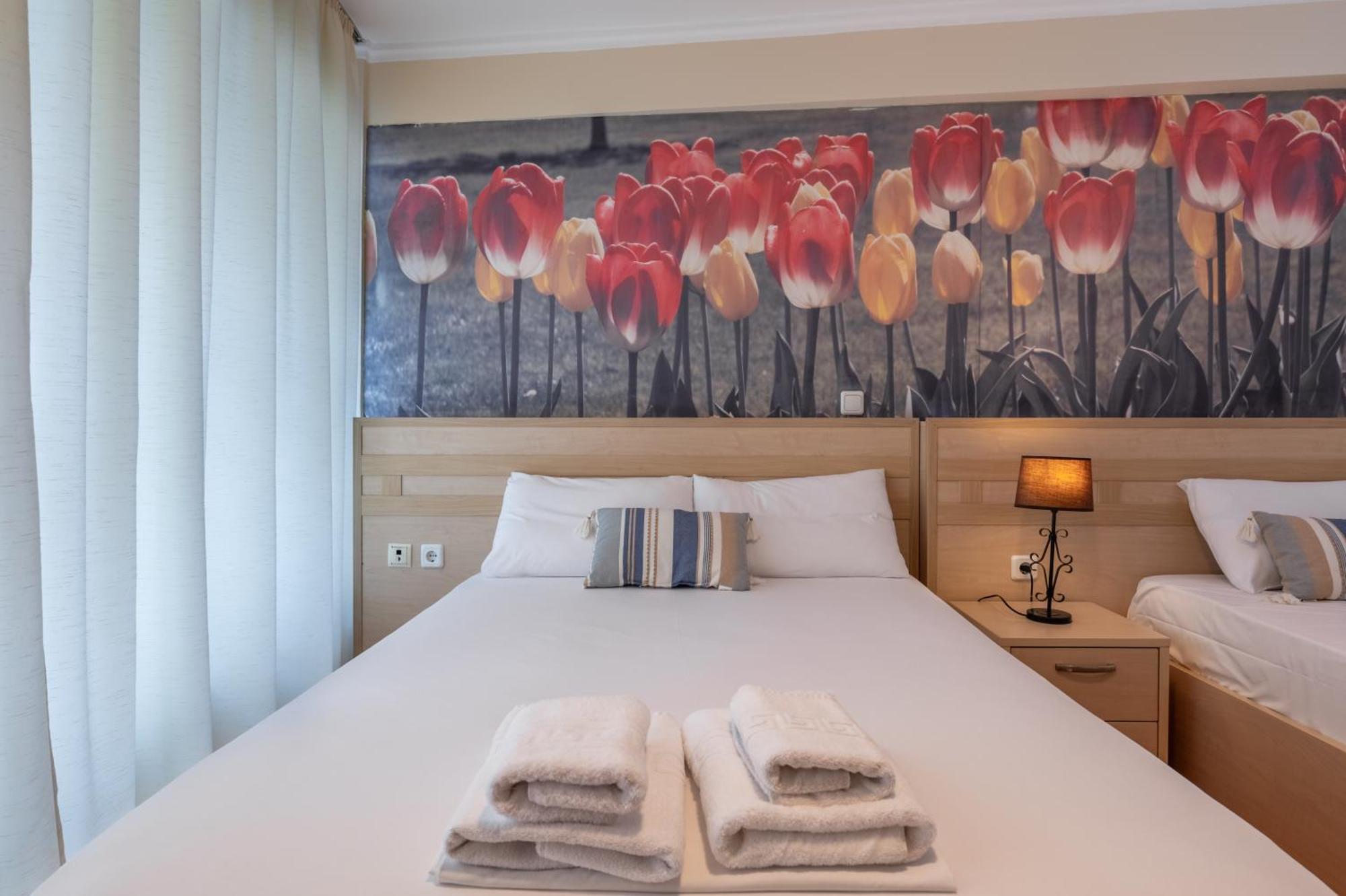 Fontana Luxury Rooms Mytilíni Екстериор снимка