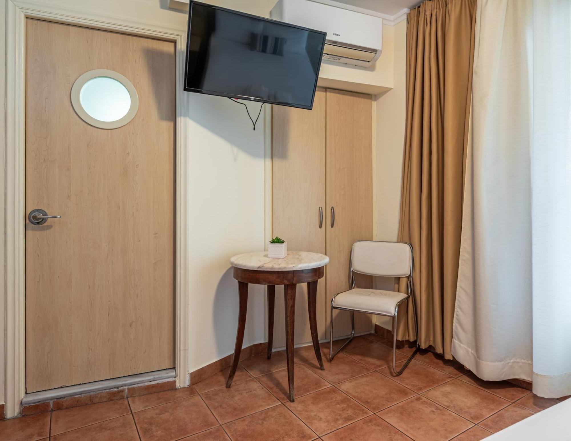 Fontana Luxury Rooms Mytilíni Екстериор снимка