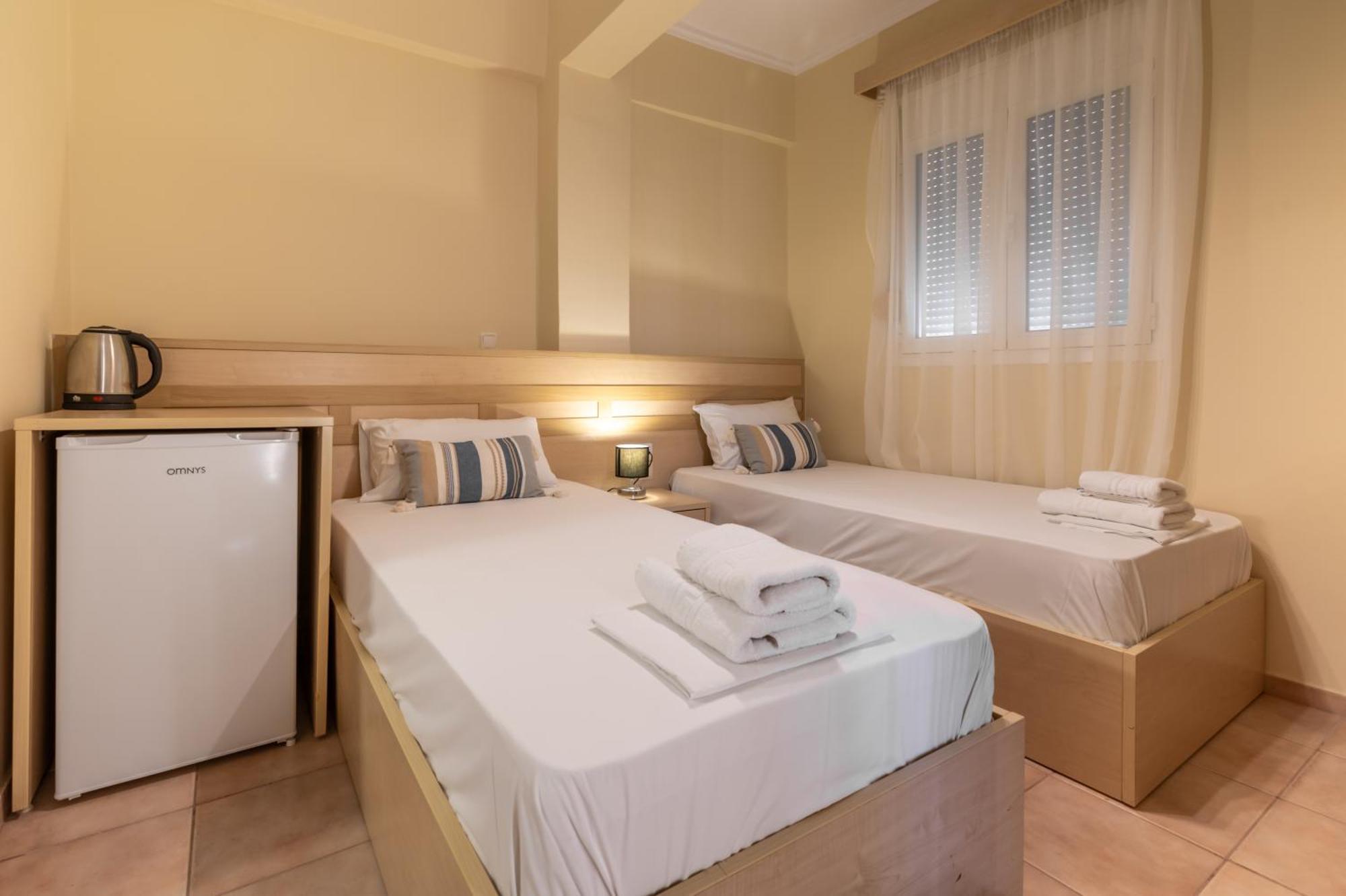 Fontana Luxury Rooms Mytilíni Екстериор снимка